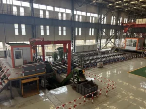 Fábrica de tubos de acero soldados con sierra en China